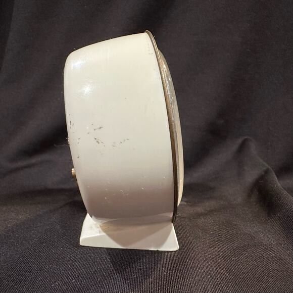 Vintage Black Forest West Germany Alarm Clock Luminous Hands - Picture 4 of 7